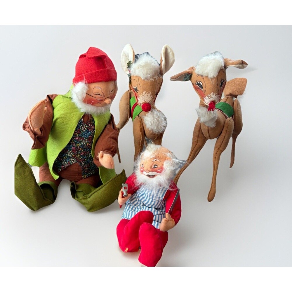 VTG Annalee Mobilitee Christmas Doll Lot Workshop Santa Gnome Reindeer Poseable